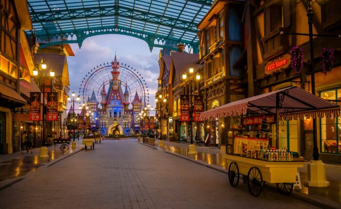 DISNEY LAND